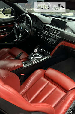 Кабриолет BMW M4 2015 в 