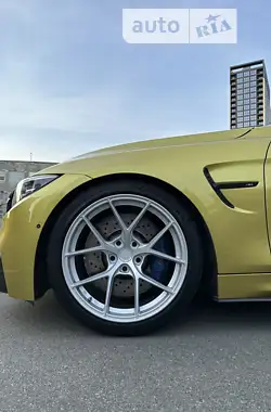 BMW M4 2015