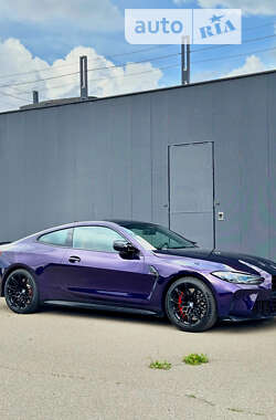 Купе BMW M4 2022 в 
