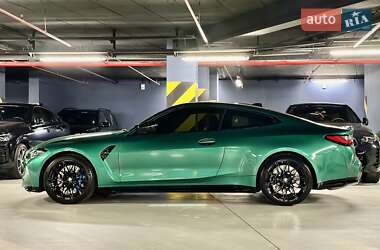 Купе BMW M4 2022 в 
