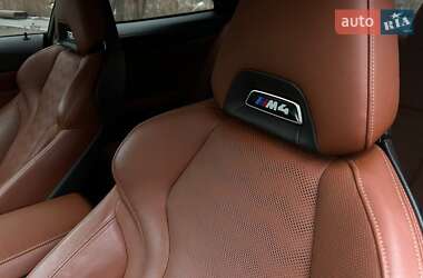 Купе BMW M4 2022 в 
