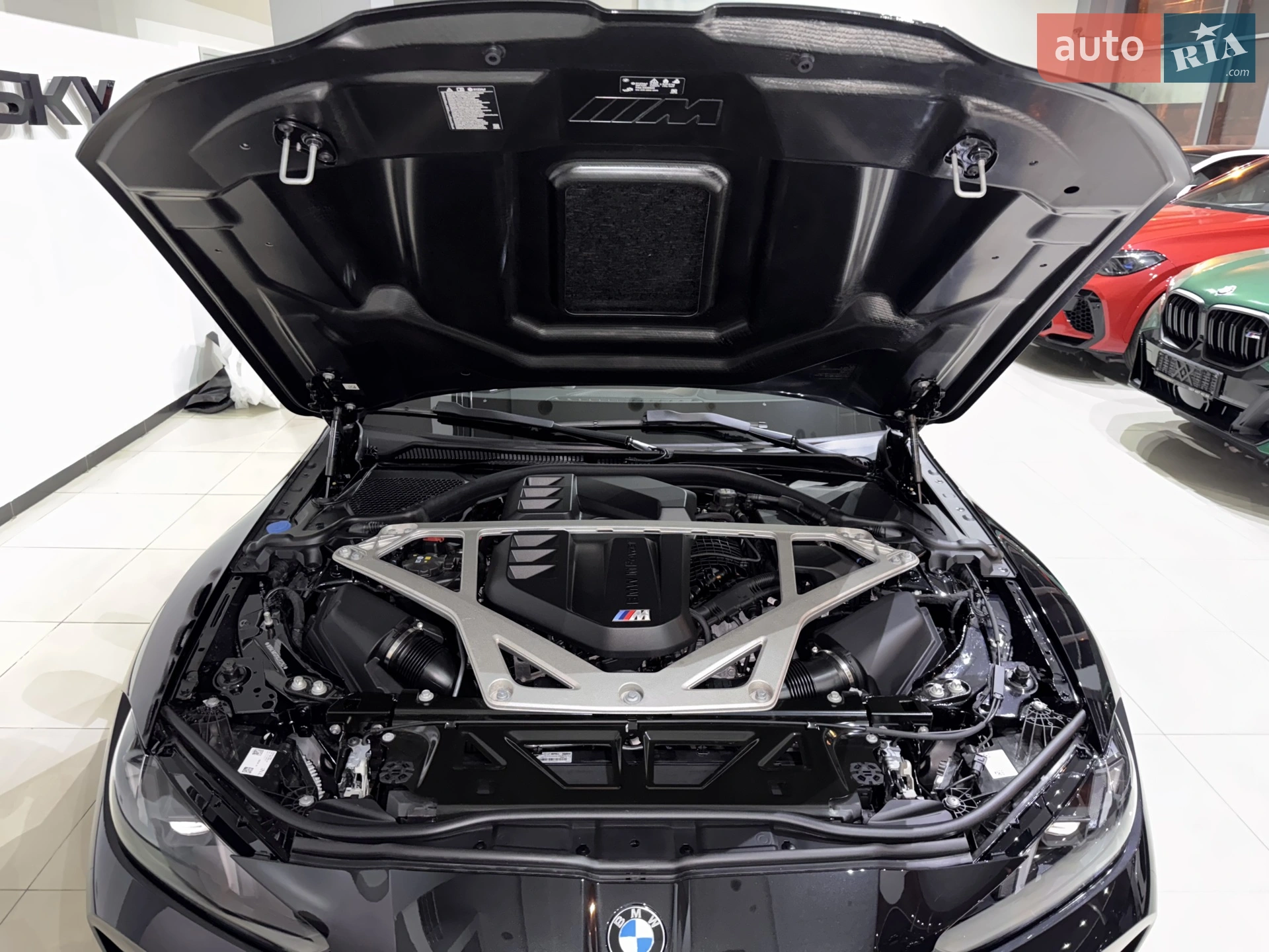 2025 BMW M4 - мініатюра 26