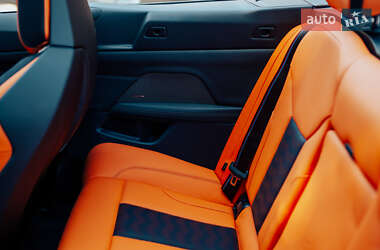 Кабриолет BMW M4 2023 в 