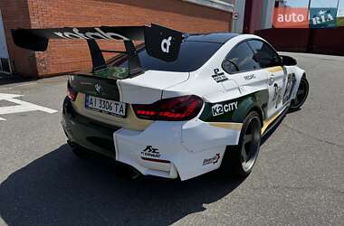 Купе BMW M4 2017 в 