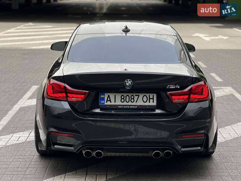 Купе BMW M4 2015 в Киеве