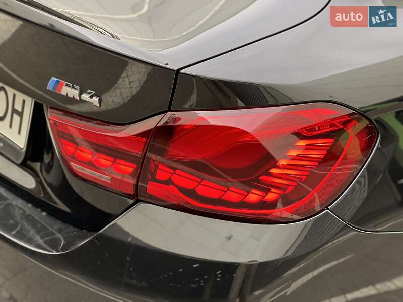 Купе BMW M4 2015 в Киеве