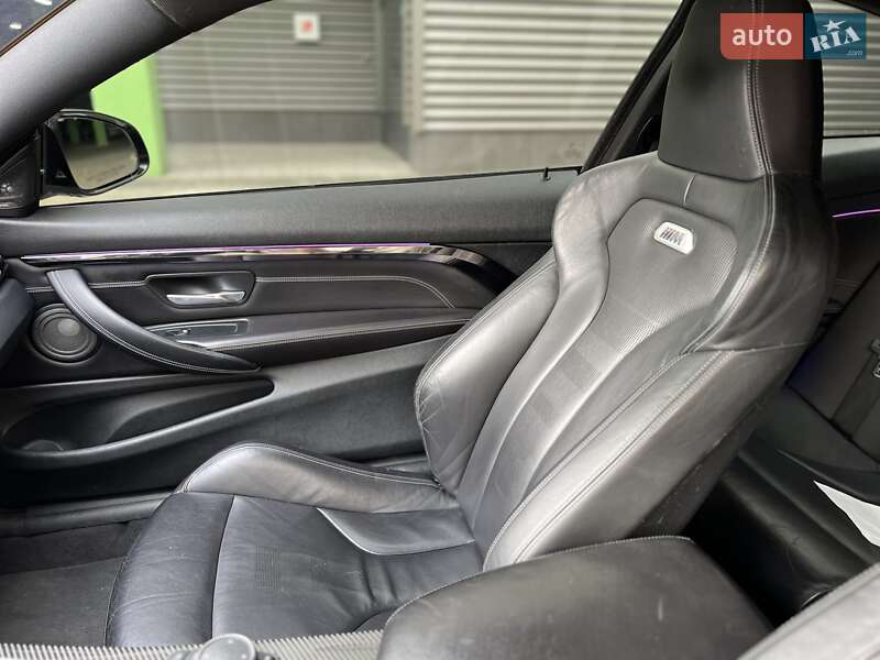 Купе BMW M4 2015 в Киеве