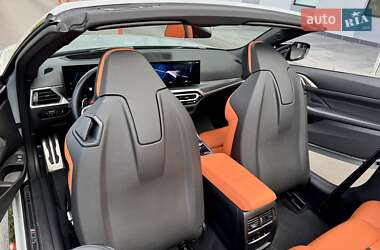 Кабріолет BMW M4 2023 в 