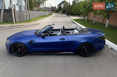 Кабриолет BMW M4 2022 в 