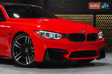 Купе BMW M4 2015 в 