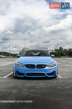 Купе BMW M4 2014 в 