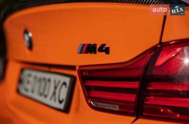 Купе BMW M4 2017 в 