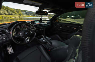 Купе BMW M4 2017 в 
