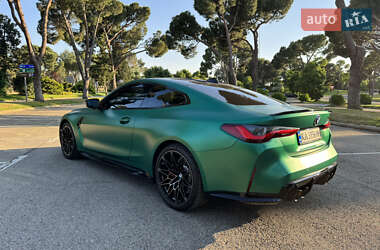 Купе BMW M4 2022 в 