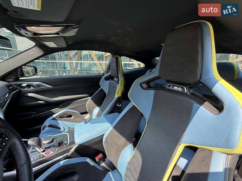 Купе BMW M4 2022 в Києві