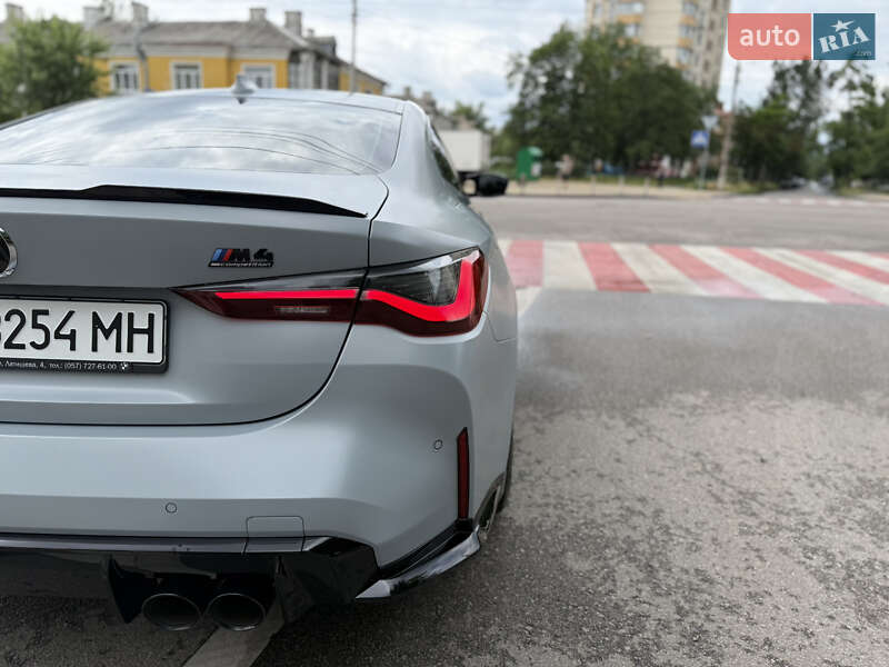 Купе BMW M4 2021 в Киеве