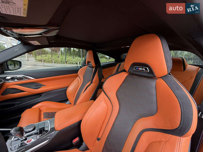 Купе BMW M4 2021 в Киеве
