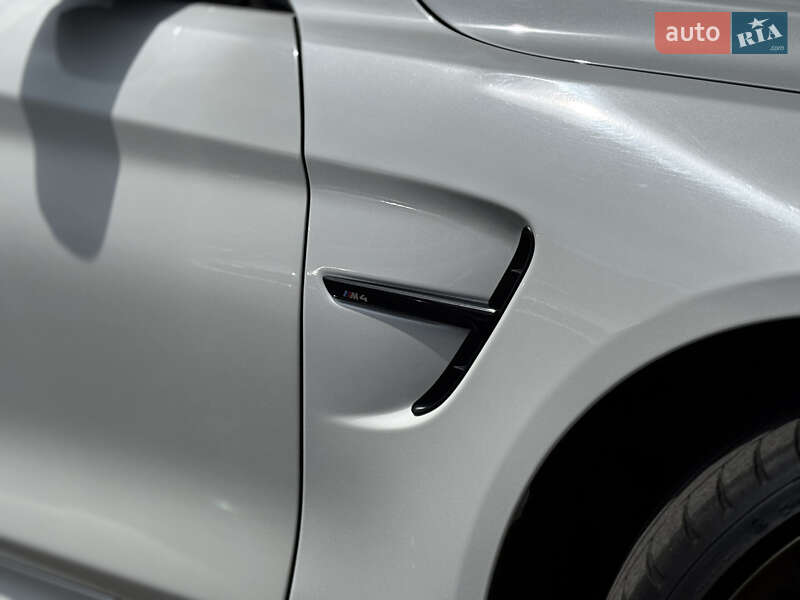 Кабриолет BMW M4 2014 в Киеве