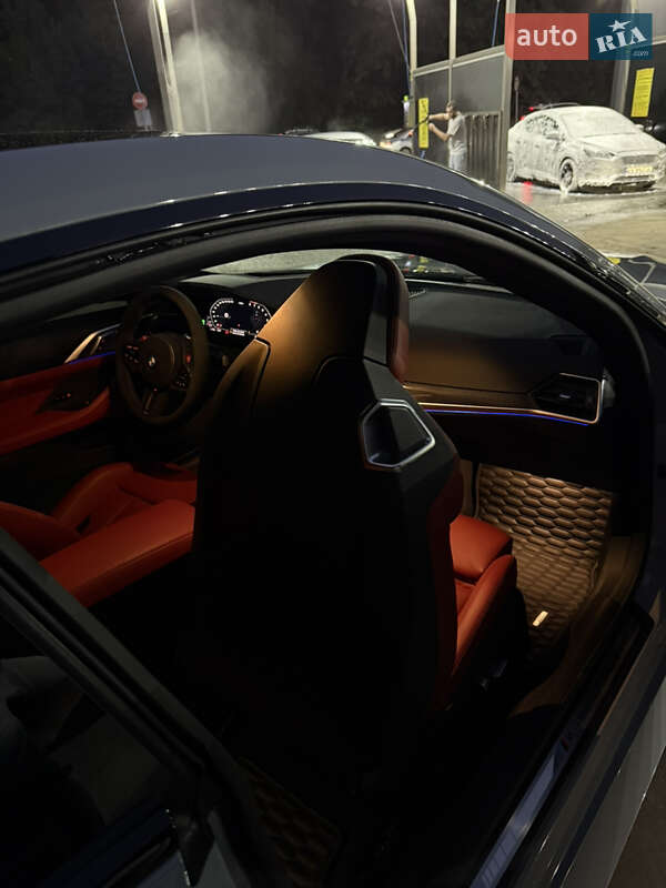 Купе BMW M4 2023 в Киеве