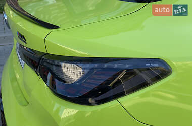 Купе BMW M4 2021 в  фото 24 Купе BMW M4 2021 в
