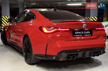 Купе BMW M4 2021 в 