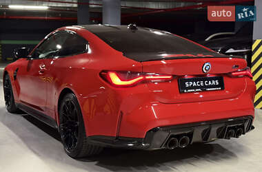 Купе BMW M4 2021 в 