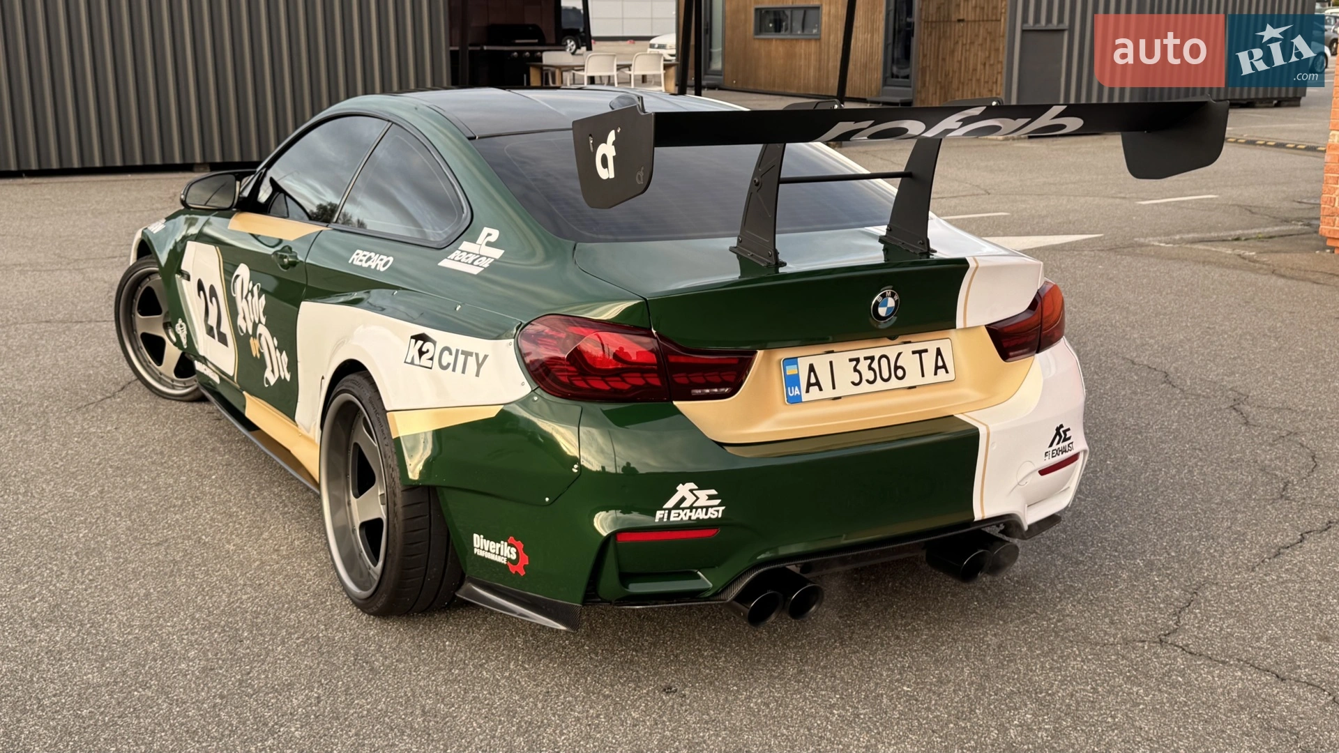 2017 BMW M4 - фото 1
