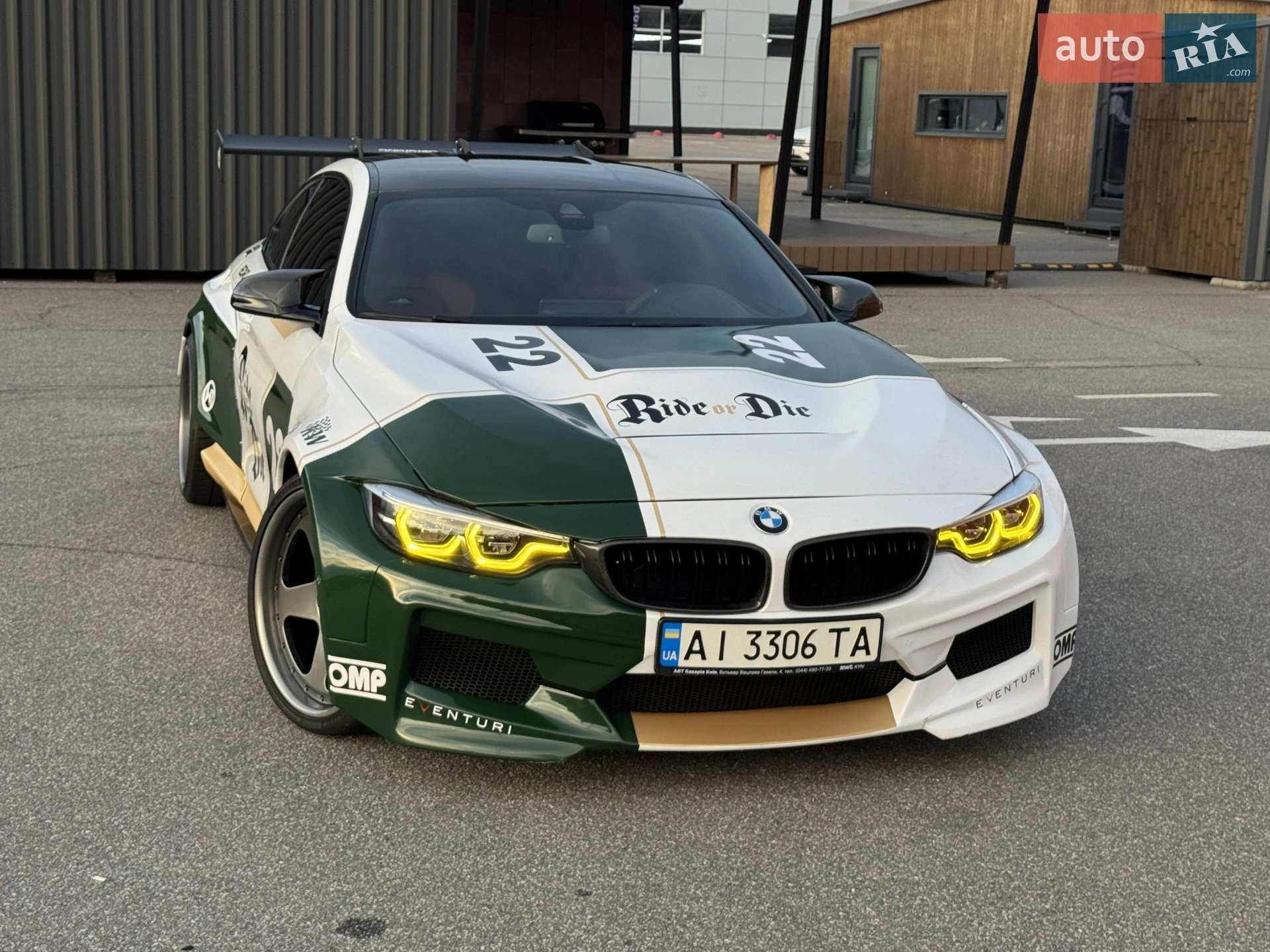 2017 BMW M4 - мініатюра 21