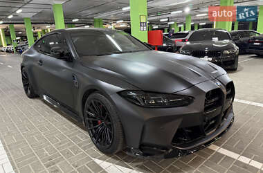 Купе BMW M4 2021 в 