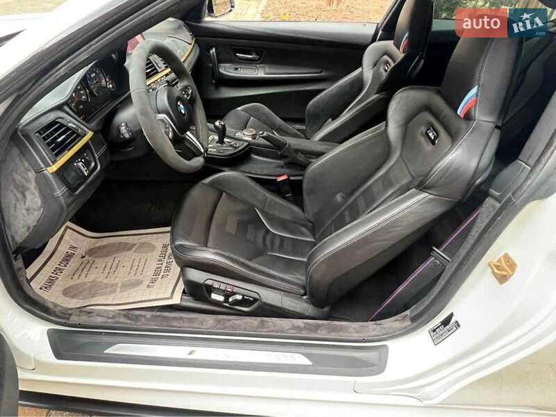 Купе BMW M4 2020 в Хмельницком