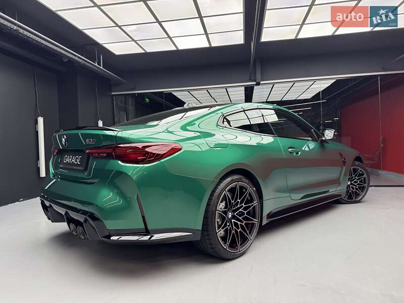 Купе BMW M4 2025 в Киеве