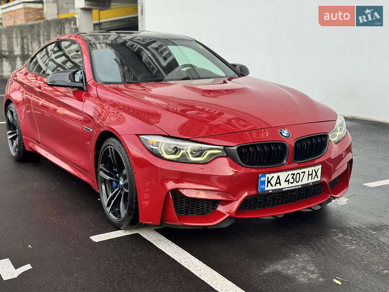Купе BMW M4 2017 в Киеве