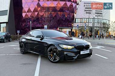 Купе BMW M4 2015 в Києві