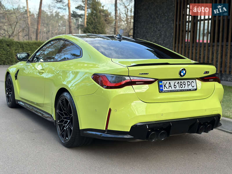 Купе BMW M4 2022 в Киеве