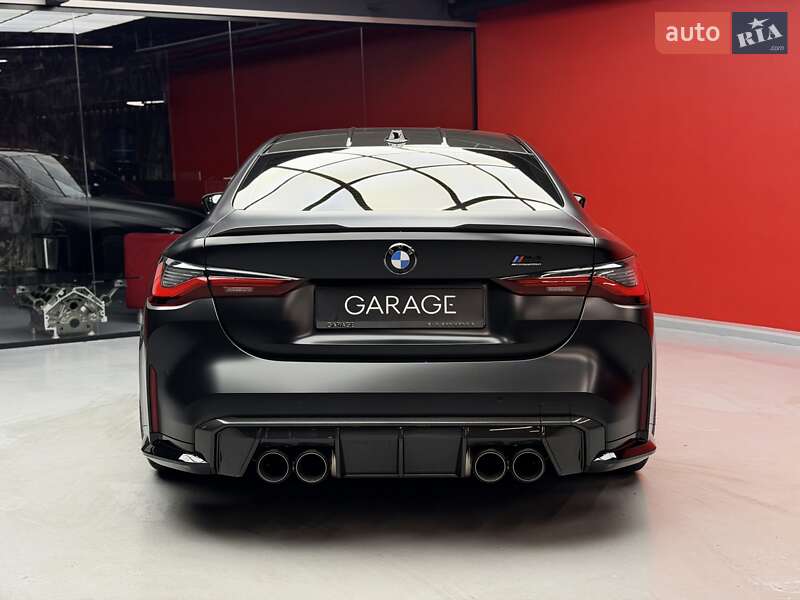 Купе BMW M4 2023 в Киеве