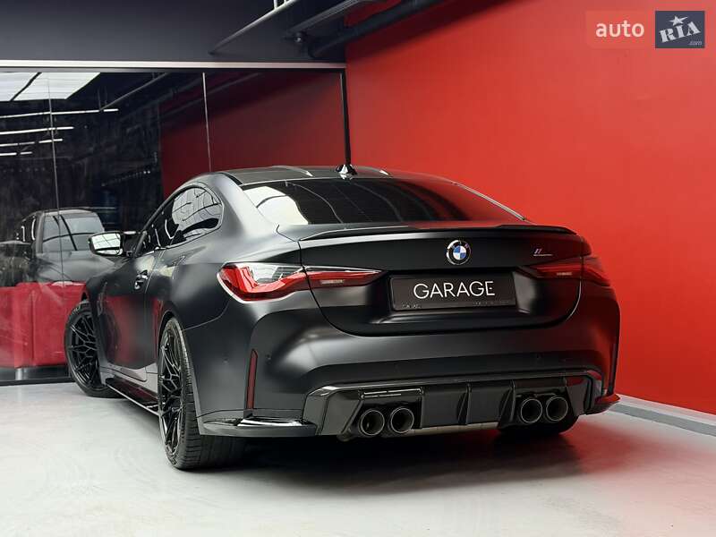 Купе BMW M4 2023 в Киеве
