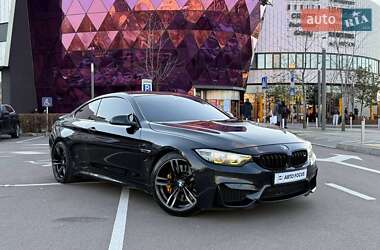 Купе BMW M4 2015 в Киеве