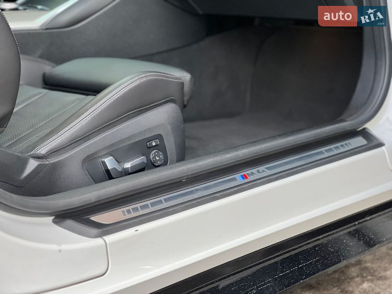 Купе BMW M4 2023 в Києві