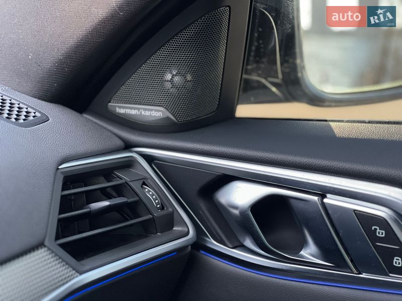 Купе BMW M4 2023 в Києві