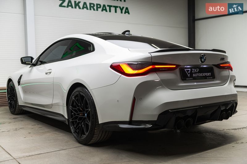 Купе BMW M4 2021 в Мукачево