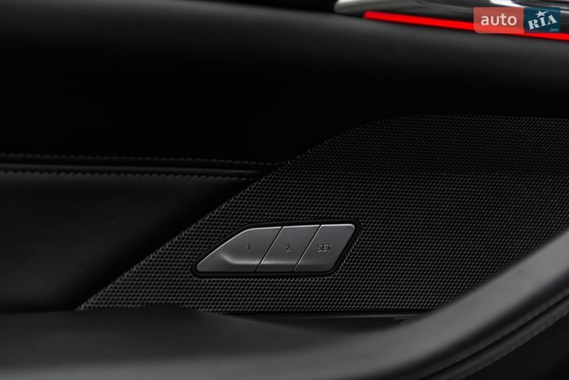 Купе BMW M4 2021 в Мукачево