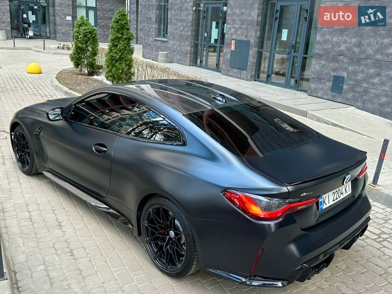 Купе BMW M4 2022 в Киеве