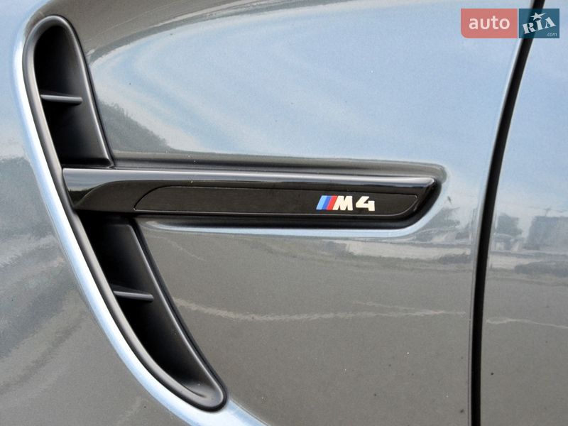 Купе BMW M4 2016 в Киеве