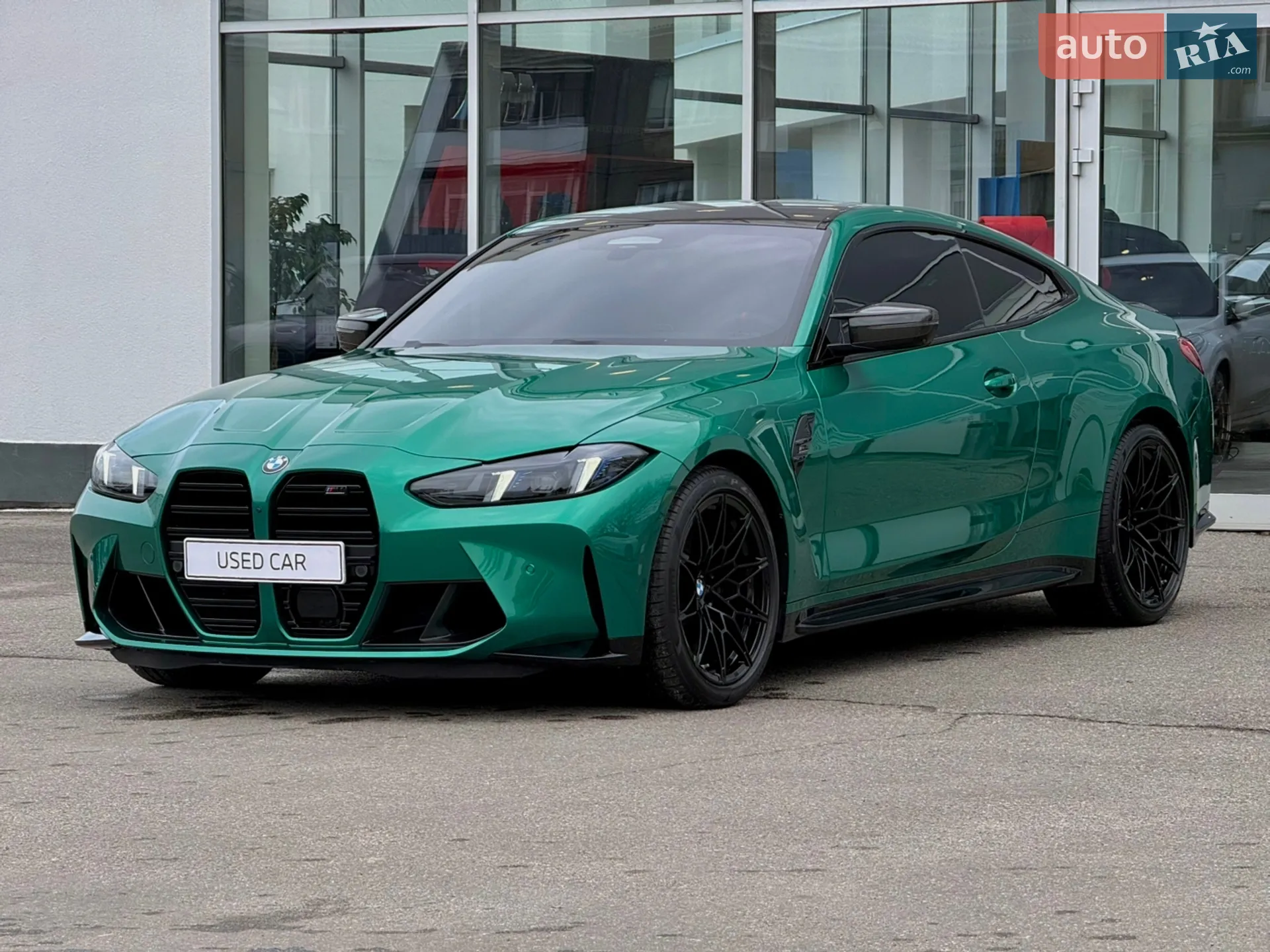 2025 BMW M4 - фото 1