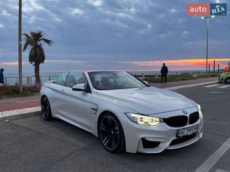 Кабриолет BMW M4 2015 в Ивано-Франковске