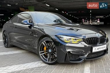Купе BMW M4 2015 в Киеве