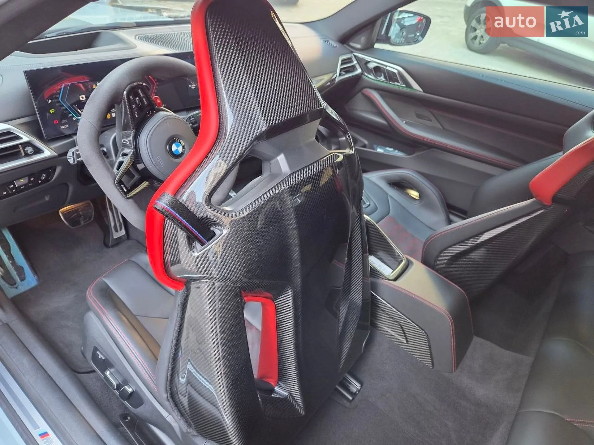 2025 BMW M4 - мініатюра 9