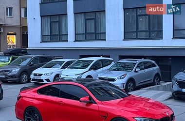 Купе BMW M4 2015 в Львове