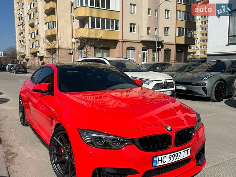 Купе BMW M4 2015 в Львове