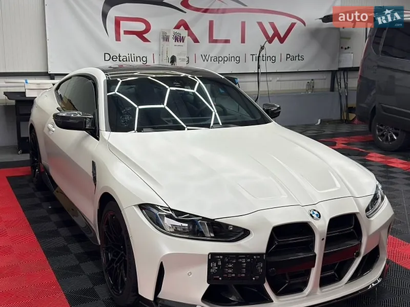 BMW M4 2024